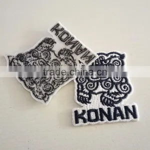 China Factory Custom Personalized Iron on Embroidery Patches for Jackets thumbnail-1