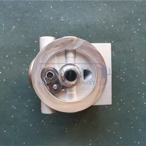 Chinese Universal Bus System Accessories Parts R60/R90/R120 Fuel Filter Seat China Kinglong Higer Parts thumbnail-3