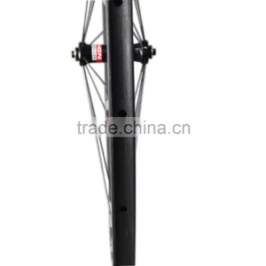 Chinese Road Bike Wheels 700c New Novatec Hub 38mm Clincher 23mm Width Carbon Road Bike Wheels Carbon Fiber Wheelset thumbnail-2