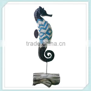Hot Sell Resin Craft in Seahorse Shape for Home Decoration thumbnail-1
