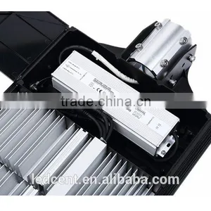 Acid Washing and Spraying Plastic Housing 200w China Led Street Light thumbnail-4