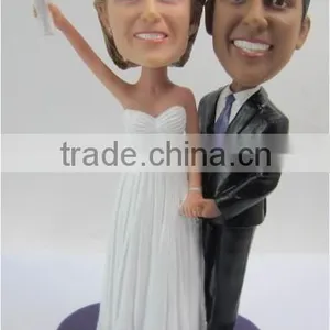 Polyresin Wedding Couple Figurine thumbnail-1