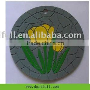 Golden Tulips Silicone Table Mat thumbnail-1