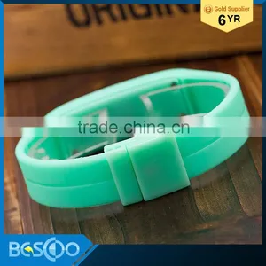 2016 Fashion Touch Screen Candy-color LED Bracelet Digital Watches Wrist Watch Sports Wristwatch Silicone Band Led Wristwatch thumbnail-3