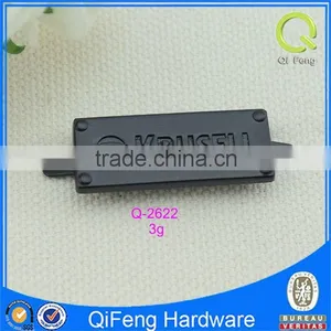 High Quality and Cheap Metal Labels and Tags for Handbags Q-2622 thumbnail-1