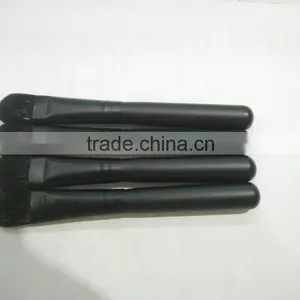 Newest Customize High Quality Wood Handle Nylon Facial Mask Brush thumbnail-4