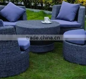 Garden Rattan Table and Chair thumbnail-1