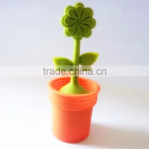 European Hot Sale Heat Resisting Silicone Tea Infuser in Flower Shape, Tea Strainer, Stainless Steel Tea Infuser thumbnail-1
