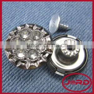 Rhinestone Noble Jean Buttons Metal Detector thumbnail-1