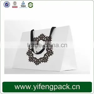 Guangzhou Factory Supplier Fancy Folding Paper Bag for Gift/ Customized Paper Gift Bag thumbnail-6