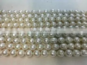 16" AA 13-15mm White Round South Sea Pearl Strands thumbnail-1