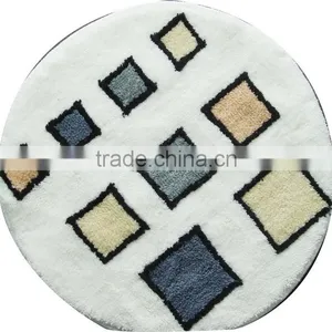 Elegant Acrylic Bath Mat thumbnail-1