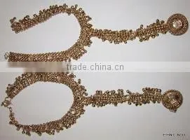 Antique Gold Tone Payal Anklets With Attached Toe Ring thumbnail-1