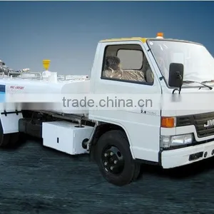 Lavatory Truck thumbnail-1