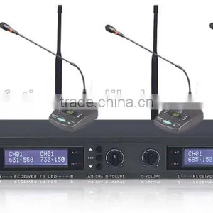 2016 New Design Four Channels Wireless Microphone Professional Conference Microphone thumbnail-1