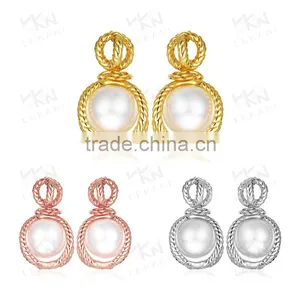 Hot Selling New Design Pave Setting 18K Gold Plated Fashion Drop Pearl Earring thumbnail-1