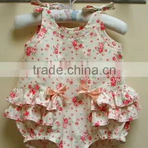 2015 Hot Sale Gingham Seersucker Ruffle Shirt for USA Children Blouses thumbnail-5