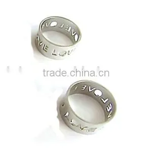 LOVE Hollow Out Finger Ring thumbnail-1