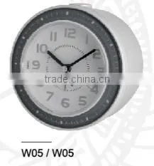 High Quality Classic Round Alarm Clock With a Nightlight Function thumbnail-2