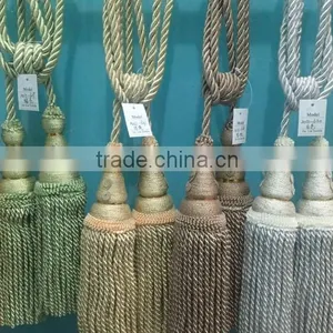 China Supplier Handmade Flower Curtain Tassel Manufacturer thumbnail-3