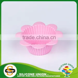 Silicone Ktichen Tools Silicone Ice Cream Cake Tools thumbnail-1