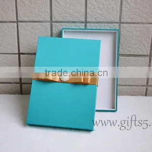 Best Wedding Invitation Card Boxes With Bowknot thumbnail-2