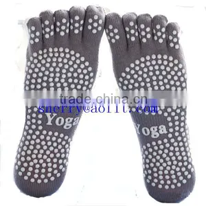 Wholesale Yoga Toe Non-skid Socks thumbnail-1