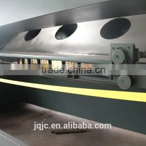 New Hot and Popular Hydraulic Metal Cutting Shearing Machine thumbnail-6