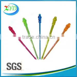 Colored Plastic Fruit Pick 3.35 Inch Sword Picks , Bar Tools thumbnail-4