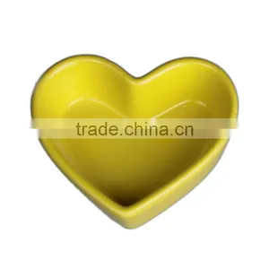 3.5"yellow Color Heart Shaped Small Ceramic Bakeware thumbnail-1