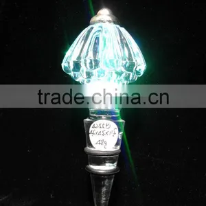 Clear Acrylic Wine Bottle Stopper With LED 7colors Lighting for Sale thumbnail-1