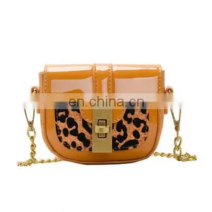 2020 Spring PU Leather Cross Body Handbag for Kids Girl Fashion Children Girl Leopard One-Shoulder Chain Bags thumbnail-4