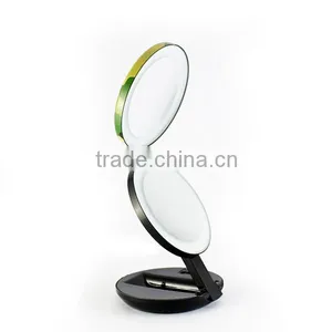 Double Side Luxury Foldable LED Lighted Compact Round Mirror thumbnail-3