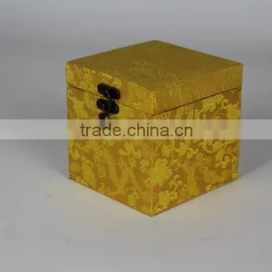 Fabric and Wooden Perfume Box thumbnail-1