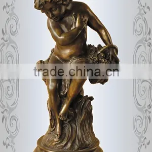 High Quality Casting Bronze Western Nude Boy Statue thumbnail-1