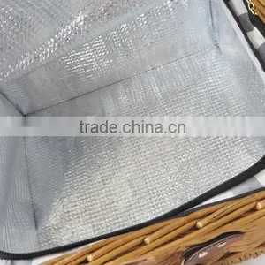 Colored Outdoor 2 Person Wicker Insulated Picnic Basket thumbnail-5