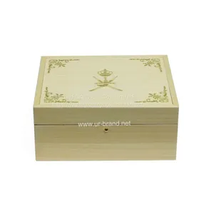 China Popular Luxury Wood Grain Painting Watch Packaging Box Custom Design Branded Solid Wooden Watch Box for Wholesale thumbnail-3