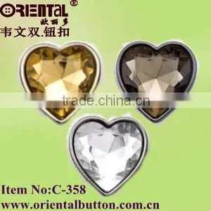 Colorful Heart Shape Buttons for Clothes Decoration thumbnail-1