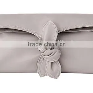 Knot Women Soft Smooth Genuine Leather Clutch Bag Nappa Foldover Party Clutch Good Quality Hand Bag Guangzhou Factory thumbnail-2