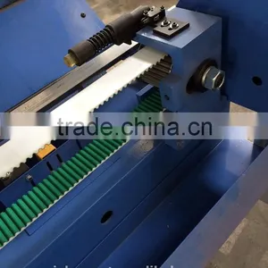 2014 Newest Type Double System Computerized Flat Knitting Machine With ISO9001 Standard For Sweater(72 Inches) thumbnail-3