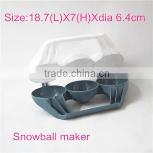 Plastic Snowball Maker 3 Snowballs One Time thumbnail-1