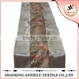 Hot Sale Champagne Wedding Table Runner With LED Lights thumbnail-1