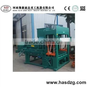 Export Africa From China QT5-20 Concrete Brick Making Machine thumbnail-1
