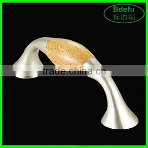 Zinc Alloy Home Furniture Door Handle Cabinet Wooden Handle thumbnail-1