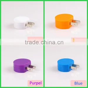 Wholesale 5V 1A Mini Universal Travel Charger for Mobile Phone thumbnail-1