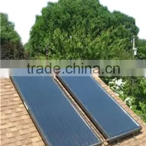 Pressurized Flat Plate Black Film Solar Collector thumbnail-1