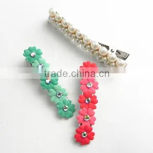 Beautiful and Easy Fashionable Pearl Hair Accessories thumbnail-5