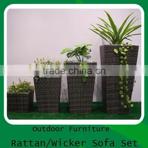 Outdoor Classic Fashion Rattan Square Garden Flower Pot With Inner Steel thumbnail-2