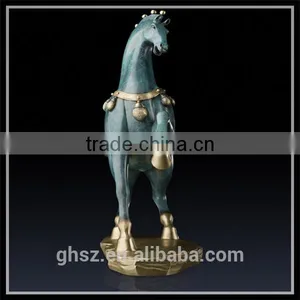Gifts & Crafts Animal Figure Resin Horse Staue thumbnail-1