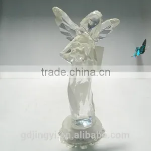 4.5V LED Light Acrylic Snow Holding Heart Angel for Valentines Decoration thumbnail-3